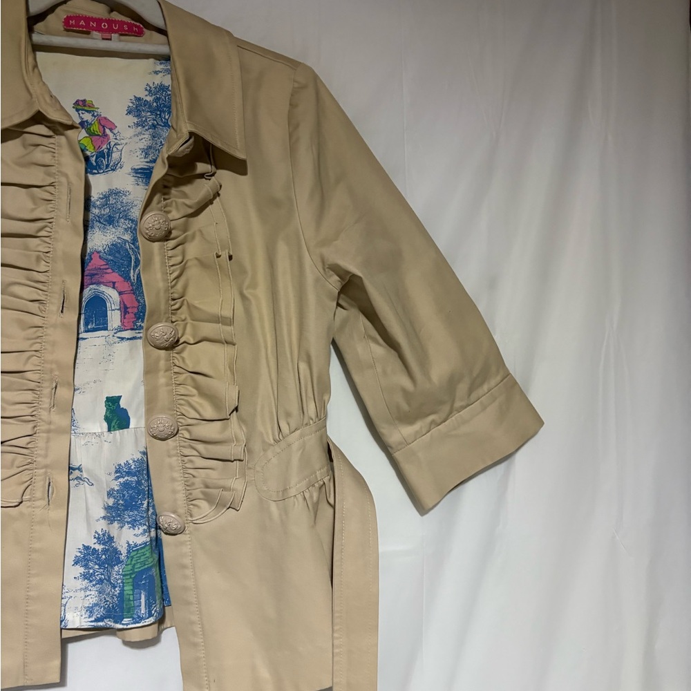 Chic Beige Ruffled Blazer with Patterned Lining - Picture 4 of 13